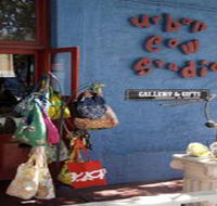 Urban Cow Studio - Kempsey Accommodation