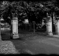 Toowong Cemetery - Kempsey Accommodation