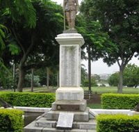 Mowbray Park and East Brisbane War Memorial - Kempsey Accommodation