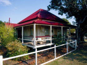 Mayes Cottage Museum - Kempsey Accommodation 0