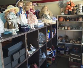 Corryong Op Shop - Kempsey Accommodation 2