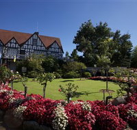 Cockington Green Gardens - Kempsey Accommodation