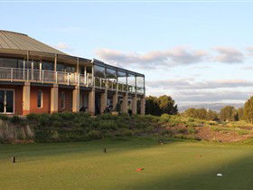 Glenelg Golf Club And Pinehill Bistro - Kempsey Accommodation 2