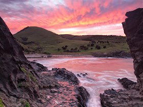 Blowhole Beach - Kempsey Accommodation 0