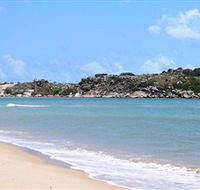 Dhamitjinya East Woody Island and Galaru East Woody Beach - Kempsey Accommodation