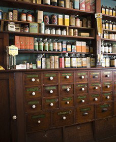 Dow's Pharmacy - Kempsey Accommodation 1