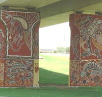 Cowra Bridge Pylons - Kempsey Accommodation