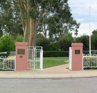 Japanese and Australian War Cemeteries - Kempsey Accommodation