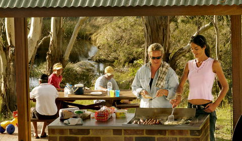Apsley Falls Picnic Area - Kempsey Accommodation 0