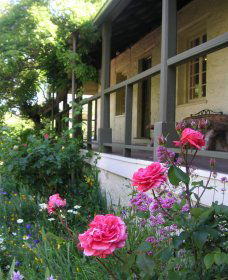 Raglan Gallery And Cultural Centre - Kempsey Accommodation 2