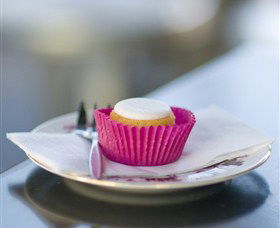 Ampersand CafÃ© Bookstore Paddington - Kempsey Accommodation 3