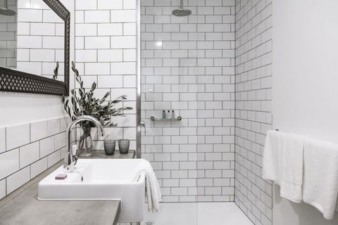 Farmers Arms Hotel & Art Suites Daylesford - Kempsey Accommodation 7