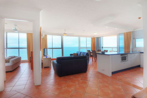 Golden Sands On Main Beach - Kempsey Accommodation 10