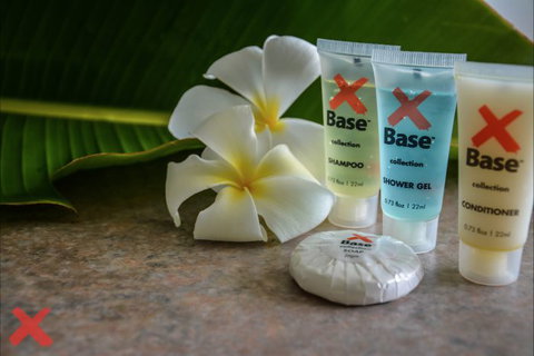 Base Airlie Beach Resort - Kempsey Accommodation 4