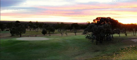 Moranbah Golf Club Inc. - Kempsey Accommodation 3