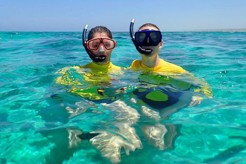 Lagoon Explorer - Ningaloo Reef Full-Day Kayaking And Snorkeling Adventure - Kempsey Accommodation 3