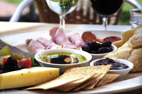 Out For The Afternoon - Half Day Of Indulgence In The Swan Valley - Kempsey Accommodation 1