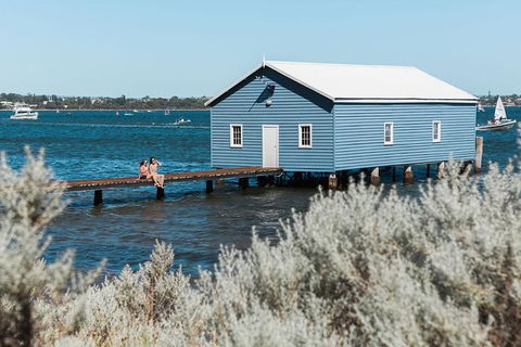 Blue Boat House Perth Photo Shoot - Kempsey Accommodation 1