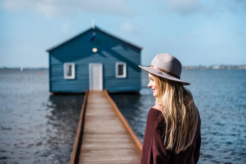 Blue Boat House Perth Photo Shoot - Kempsey Accommodation 2