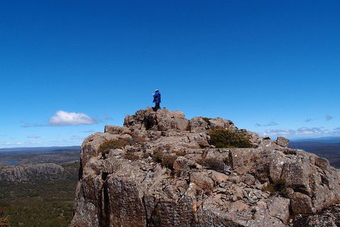 The Walls Of Jerusalem Supported Trekking Tour - Kempsey Accommodation 11