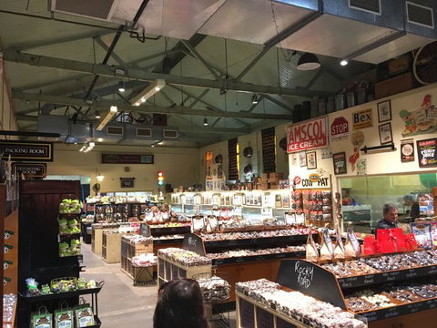 Adelaide Hills And Hahndorf Tour From Adelaide With Wine And Cheese Tasting - Kempsey Accommodation 3