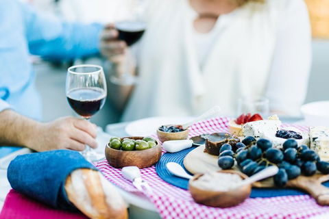 Adelaide 2-hour BBQ Boat Hire For 2 People - Kempsey Accommodation 1