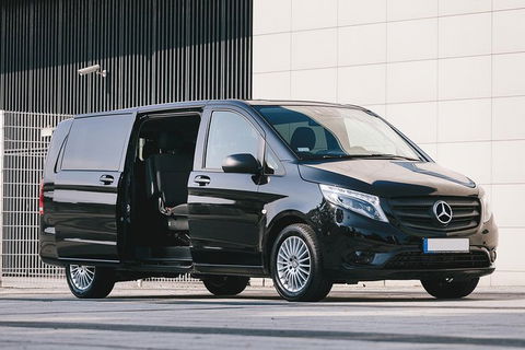 Private Brisbane International Airport Round-Trip Transfer - Kempsey Accommodation 0