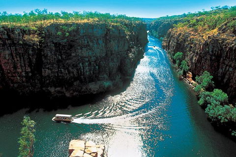 Katherine Gorge Fly, Helicopter & Cruise Tour From Darwin - Kempsey Accommodation 1
