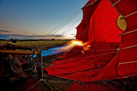 Early Morning Ballooning In Alice Springs - Kempsey Accommodation 5