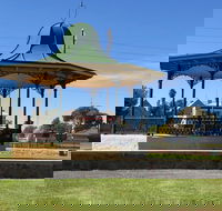 Davies Square Wallaroo - Kempsey Accommodation