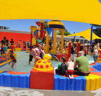 Holland Park Pool - Kempsey Accommodation