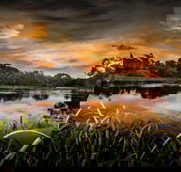Lake McIntyre - Kempsey Accommodation