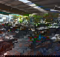 Tumut Valley Violets - Kempsey Accommodation