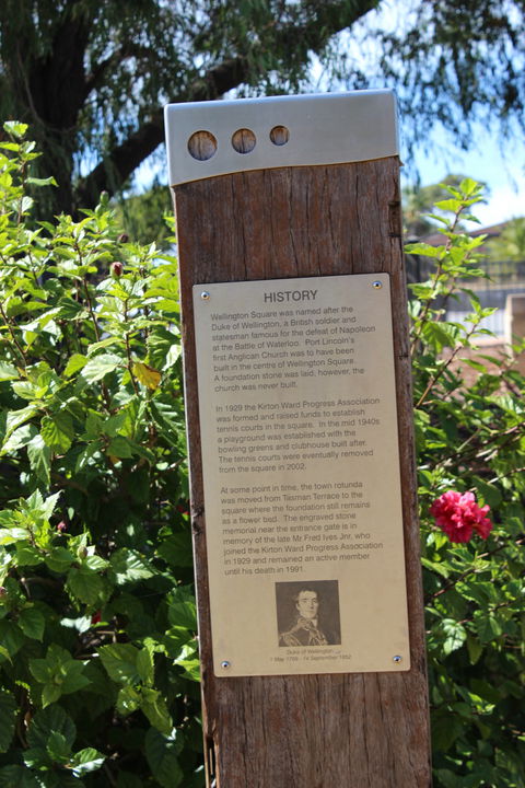 Wellington Square Playground - Kempsey Accommodation 2