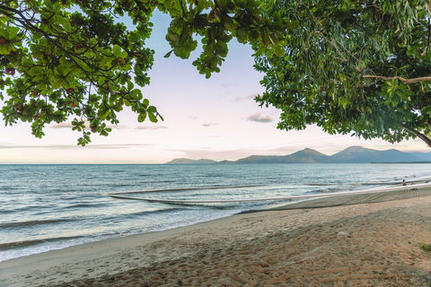 Holloways Beach - Kempsey Accommodation 0