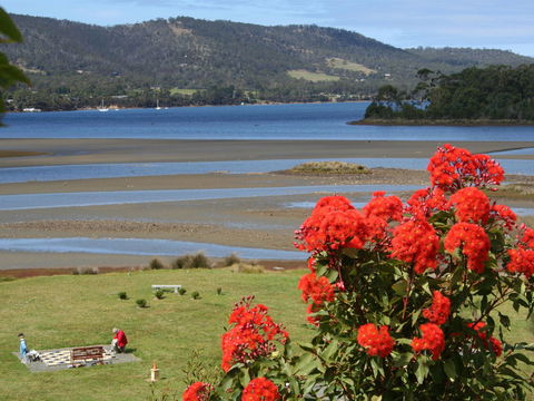 Inverawe Native Gardens - Kempsey Accommodation 1