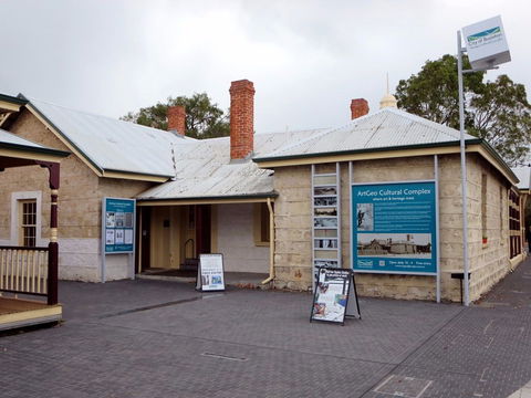 ArtGeo Cultural Complex - Kempsey Accommodation 1