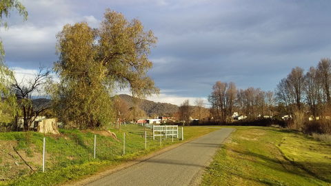 Adelong Falls Walk - Kempsey Accommodation 1