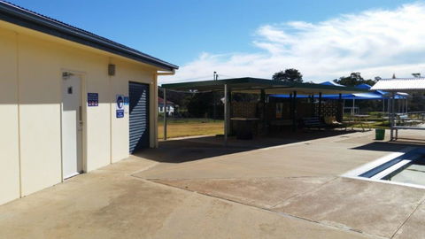 Cudal Swimming Pool - Kempsey Accommodation 2