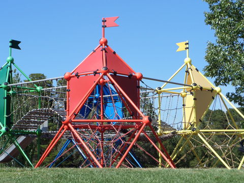 Fadden Pines Playground - Kempsey Accommodation 0