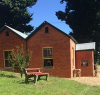 Lyrebirds Lair Gallery and Gifts