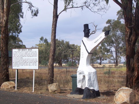 The Henty Man - Kempsey Accommodation 1