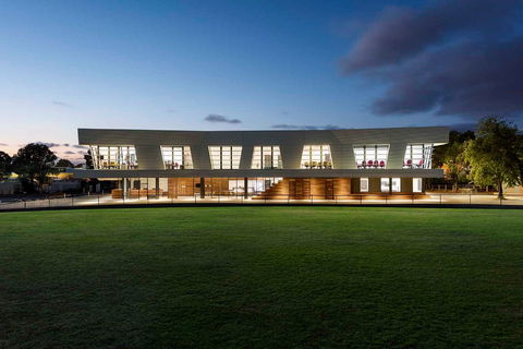Bowery Theatre - Kempsey Accommodation 1
