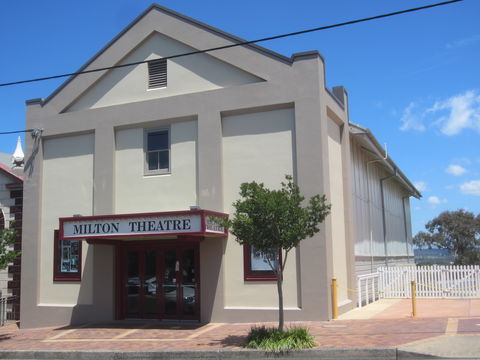Milton Theatre - Kempsey Accommodation 0