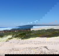 Treachery Beach - Kempsey Accommodation