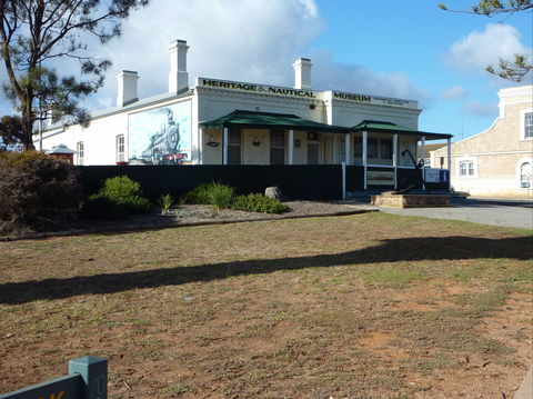 George The Giant Squid Display, Wallaroo - Kempsey Accommodation 2
