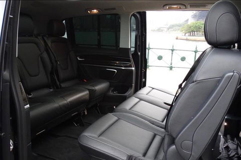 REGAL - Luxury Airport Round Trip, Bespoke Premium Transfer And Tours - Kempsey Accommodation 3