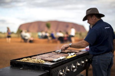 Sunset Australian Barbecue Dinner In Uluru - Kempsey Accommodation 1