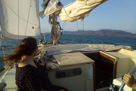 Sailing Boat Overnight Live Aboard Experience Townsville - Kempsey Accommodation 2