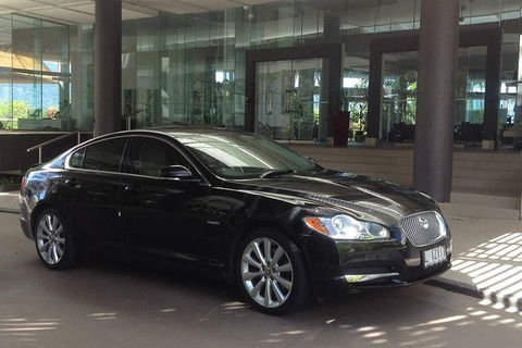 Jaguar Limousine Transfer Cairns Airport To Palm Cove - Kempsey Accommodation 4